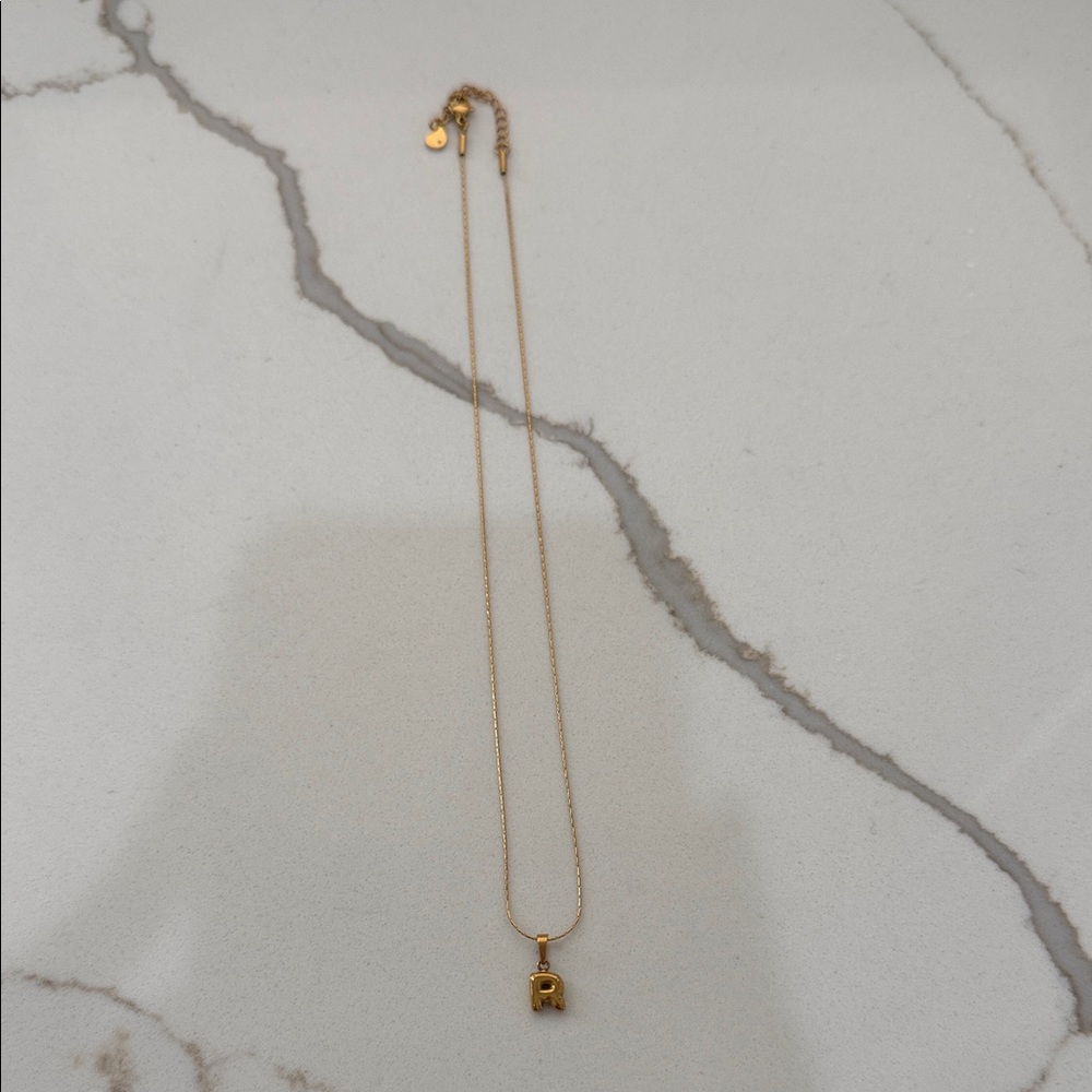 Gold Initial 'R' Pendant Necklace - Women Jewelry